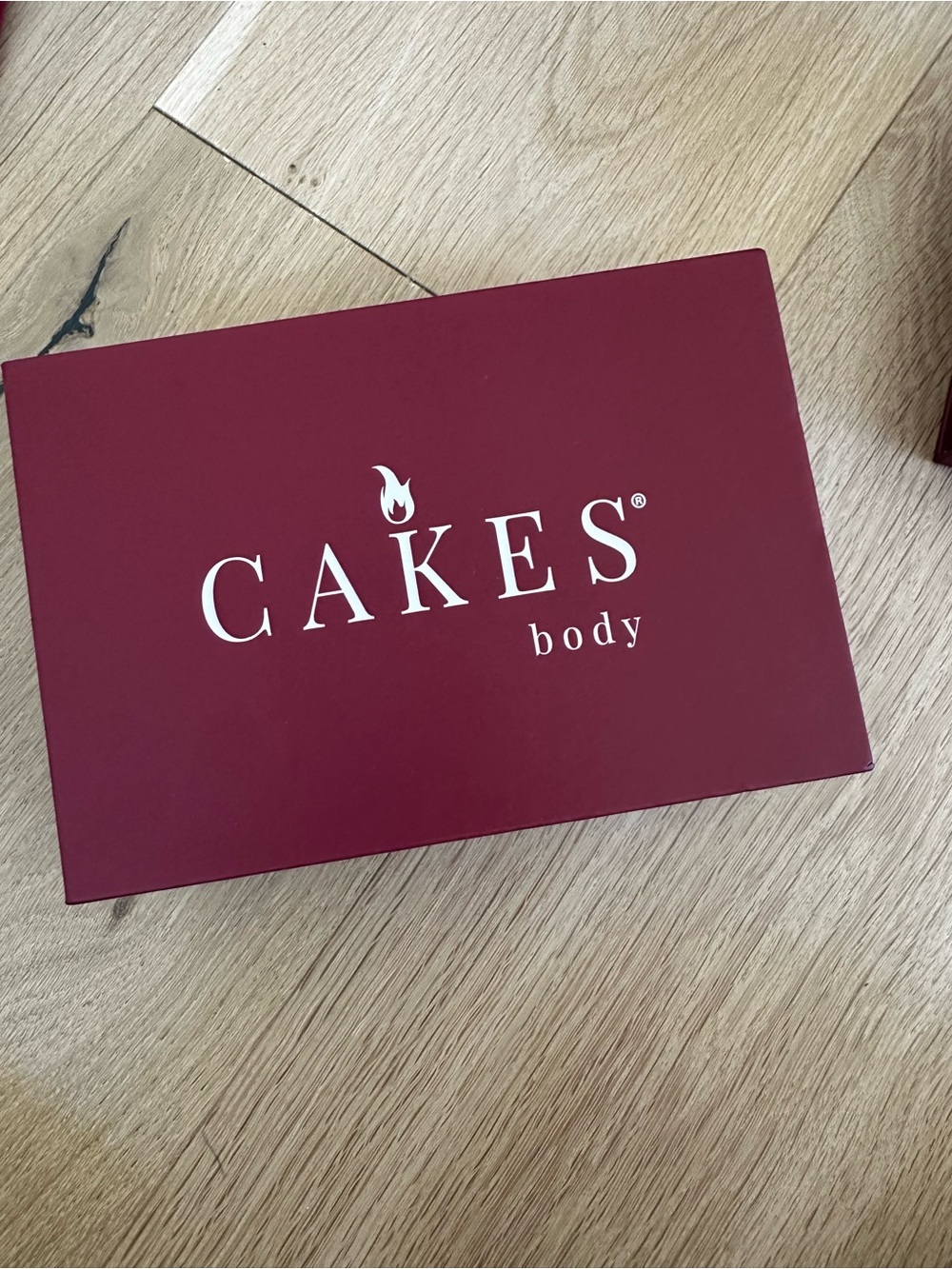 NWT CAKES Cleavage sticky bra Caramel S new in box